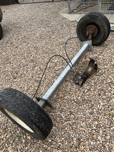Caravan axle with wheels and - caravan,