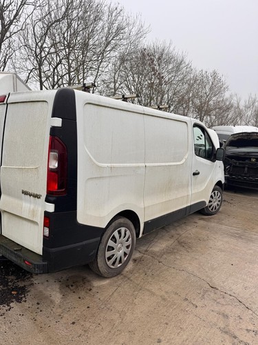 Vauxhall vivaro trafic 2015 - vivaro,