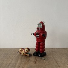 Vintage Robot Metal Wind Up