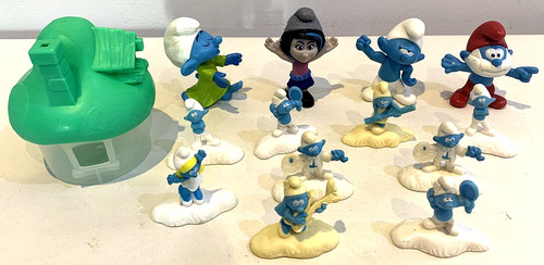 Mcdonalds smurfs peyo happy - mcdonalds,