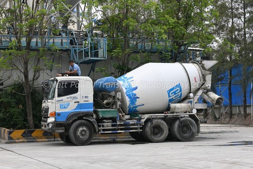 Truck photo 12x8 - photo, victor