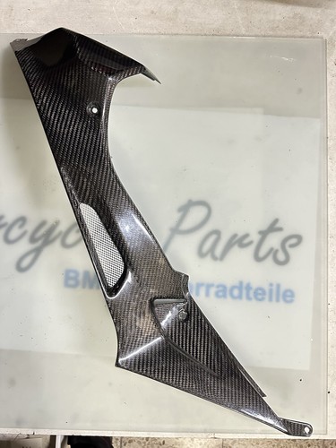 Top carbon trim fuel - tank, left