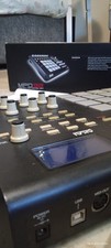Akai Professional MPD32 USB/MIDI Pad Control Unit