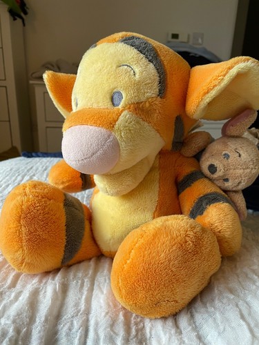Disney parks tigger and - parks,