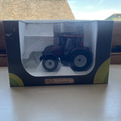 Universal hobbies valtra - hobbies,