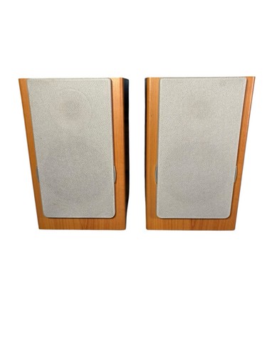 Pair bookshelf speakers - of,