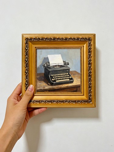 Antique typewriter blank - typewriter,