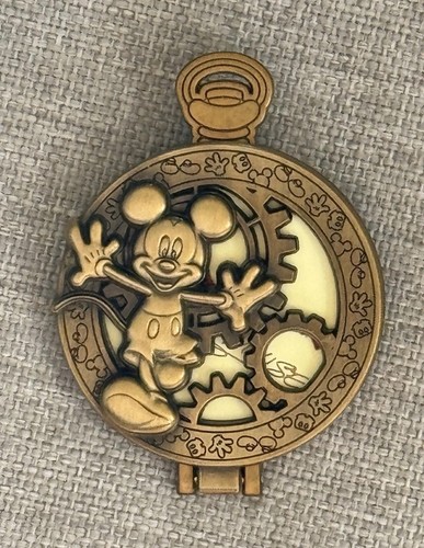 Disney boxlunch hinged - hinged, mickey