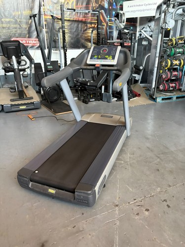 Technogym treadmill excite - ,