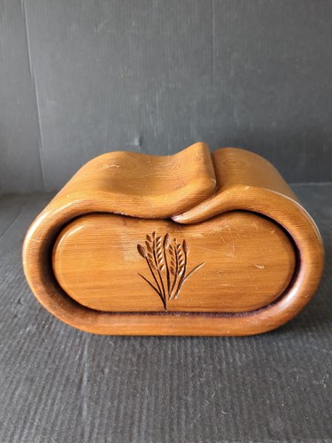 Vintage wooden bandsaw - wooden,