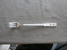 "HAMPTON COURT "  Community 3