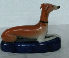 ENGLISH STAFFORDSHIRE FIGURE
