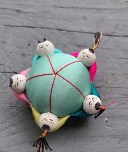Vintage mini pin cushion - pin,