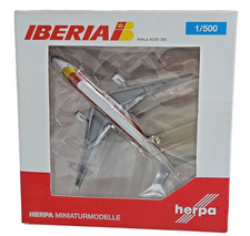 Herpa Wings 524551 Iberia Airbus A330-300 Costa Rica Registration EC-LUK  1:500.