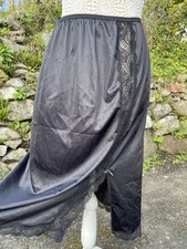 LADIES VTG ST MICHAEL SILKY