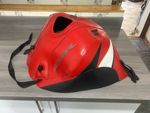 Honda cbr1000rr fireblade - ,