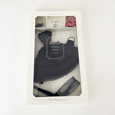 BARBIE SILKSTONE BFMC / BLACK ENCHANTMENT FASHION PACK / 2001 / NRFB MINT