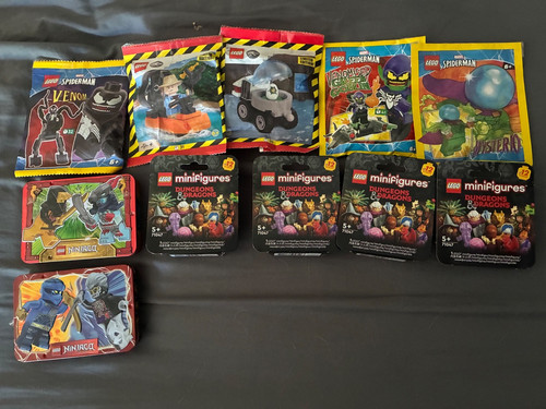Lego minifigures bundle - lego,