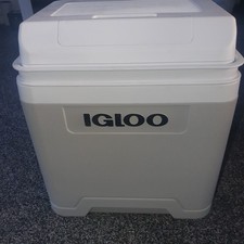 Igloo I27 DC Cooler Box