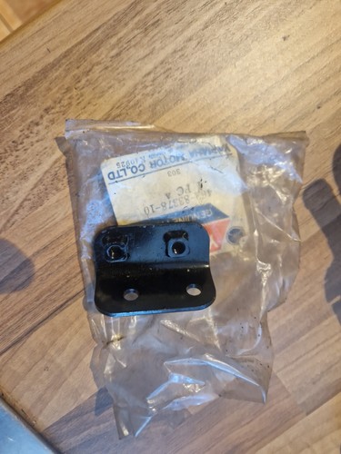 Yamaha rs100 seat - seat, hinge