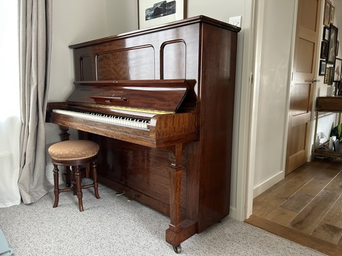 Steinway upright model - model, piano