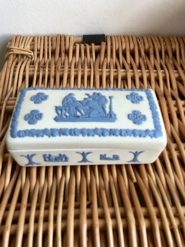 Wedgewood jasperware white - wedgewood,