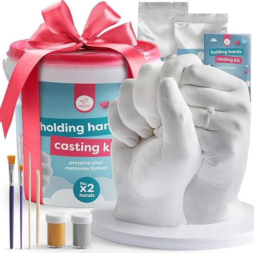 Chuckle holding hands casting - holding,