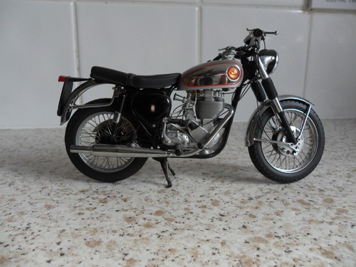 Minichamps motorcycle - 1/12,