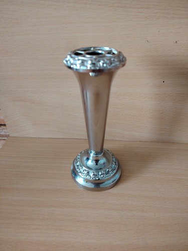 Silver plated posy - silver, bud