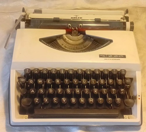 Vintage white adler tippa - vintage,