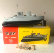 SUTCLIFFE VALIANT BATTLESHIP