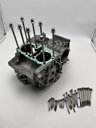 Kawasaki 750 engine cases - 750,