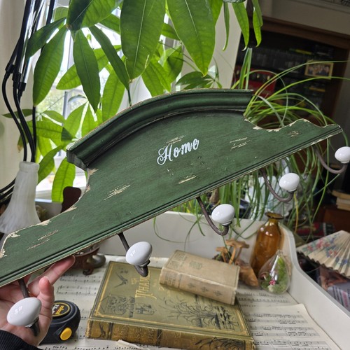 Wall hanging hooks dark - , green