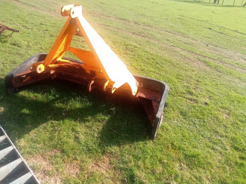 Tractor mount yard - tractor,
