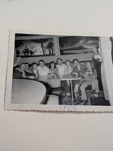 Group people restaurant 1950s - group,