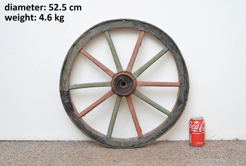 Vintage old wooden cart - , wagon