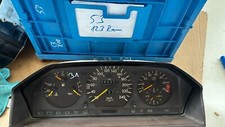 MERCEDES W124 220E INSTRUMENT