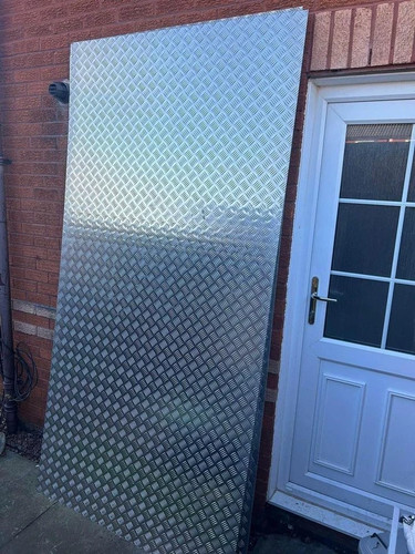 Aluminium chequer plate 2500 - aluminium, x