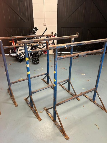 3no builders steel trestles - builders,