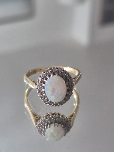 18ct gold opal - 18ct, diamnd