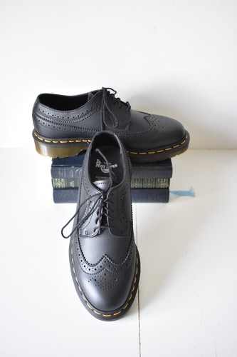 Martens 3989 black brogues - black,