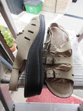 FLY FLOT LADIES SIZE 8/41 MUSHROOM COLOURED LEATHER/SUEDE SANDAL WEDGE 4 CM HIGH