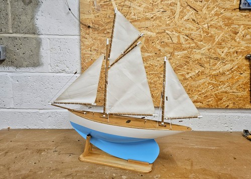 Haycroft pond yachts yawl - yachts, 21"