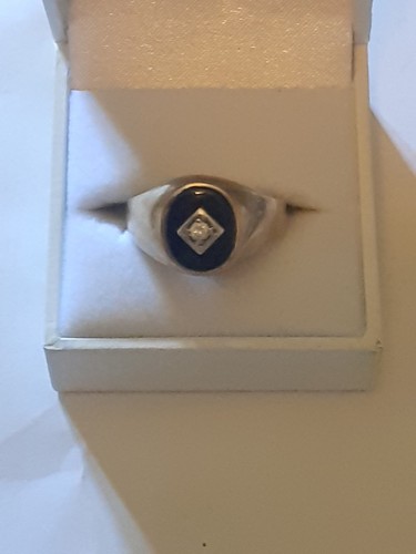 Heavy gold ring with onyx - heavy,