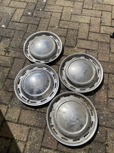 Chrome hubcaps - chrome,