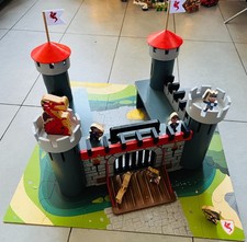 Wooden Dragon Castle, Alex