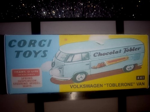 Corgi 441 toblerone van - corgi,