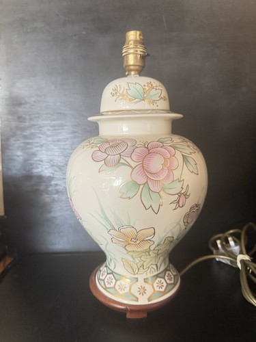 Ceramic ginger jar style table - ceramic,