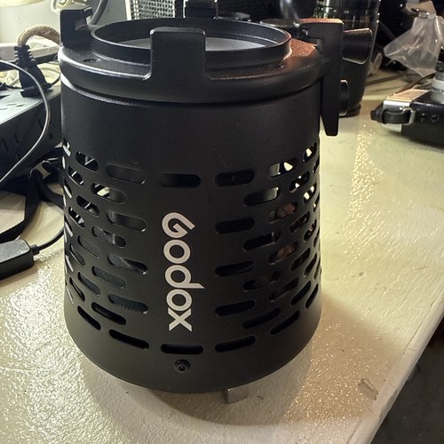 Godox mount adapter fits - sa-17,