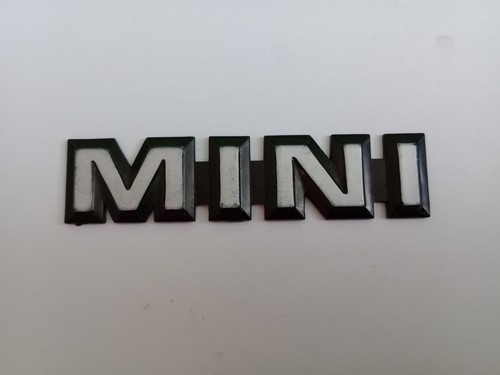 Classic mini boot badge - classic,